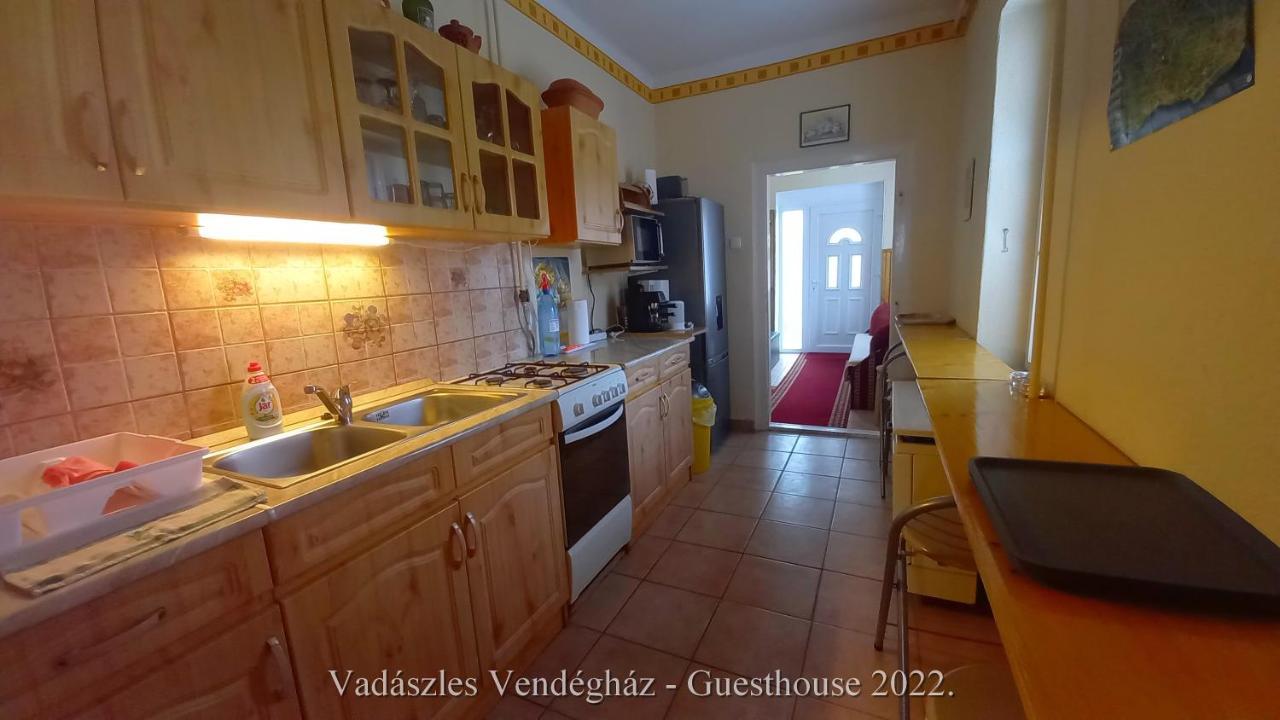 Vadaszles Vendeghaz Apartment